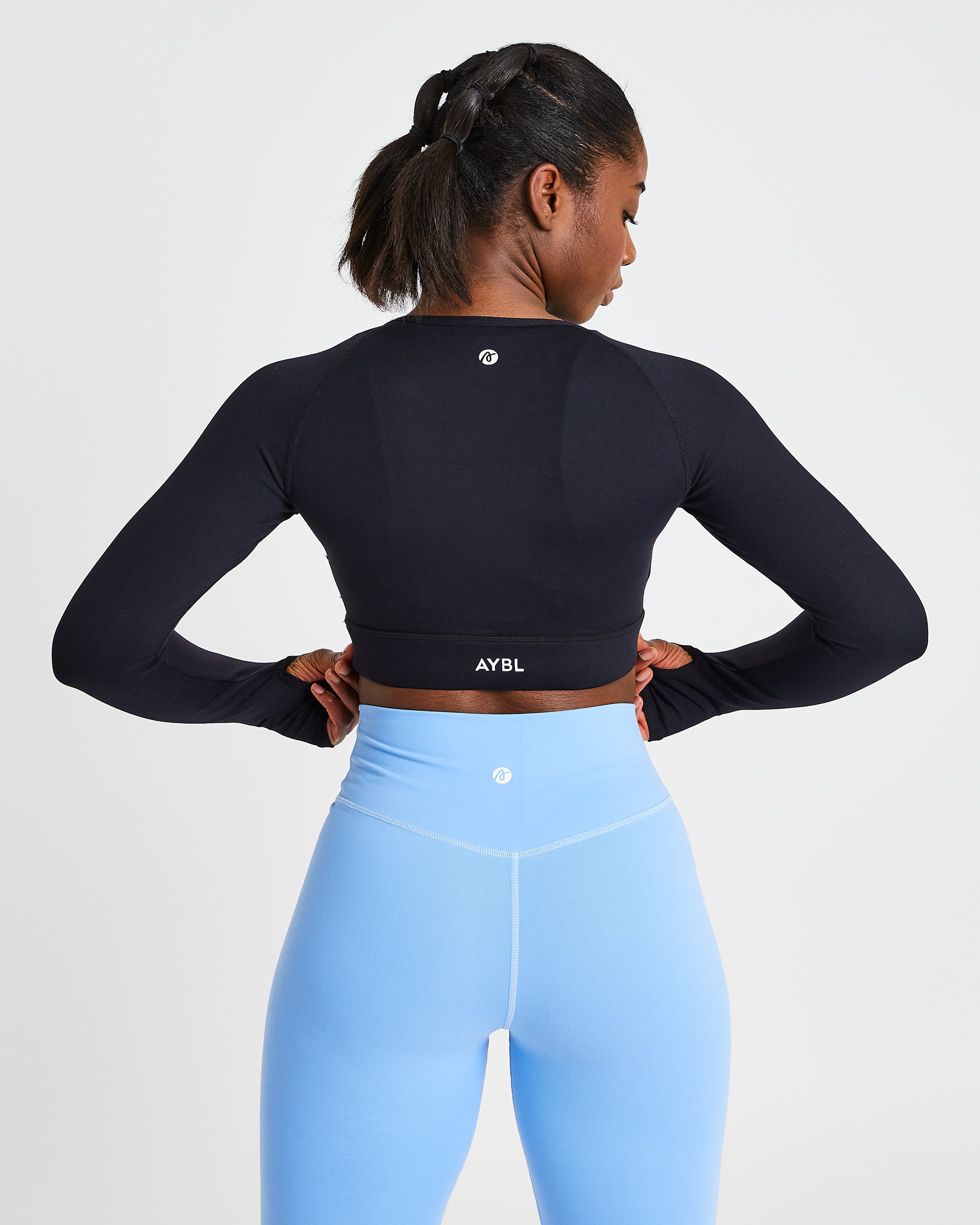 Core Long Sleeve Crop Top - Black