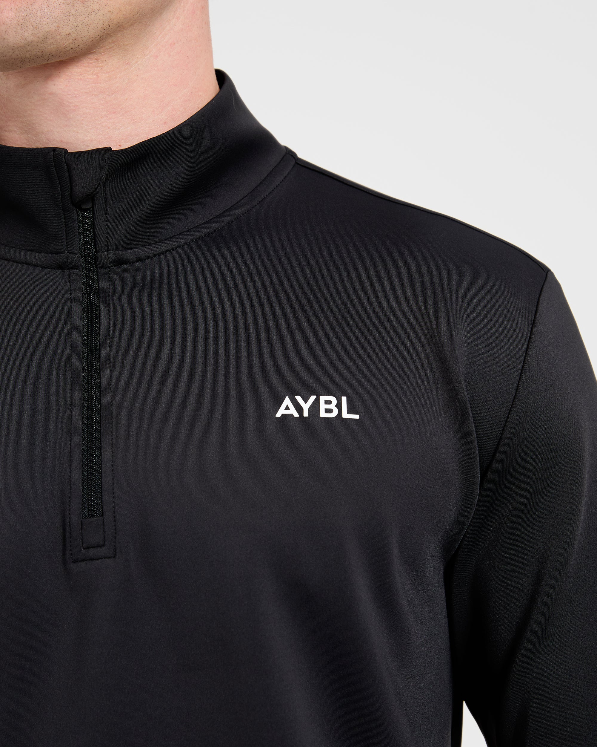Precision 1/4 Zip Pullover - Black