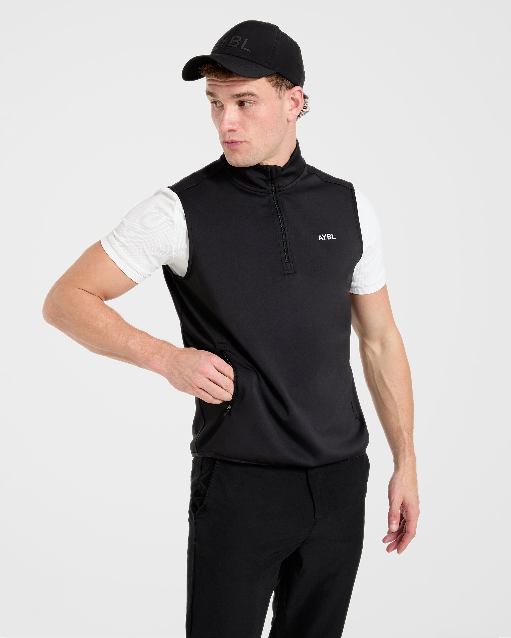 Precision 1/4 Zip Vest - Black