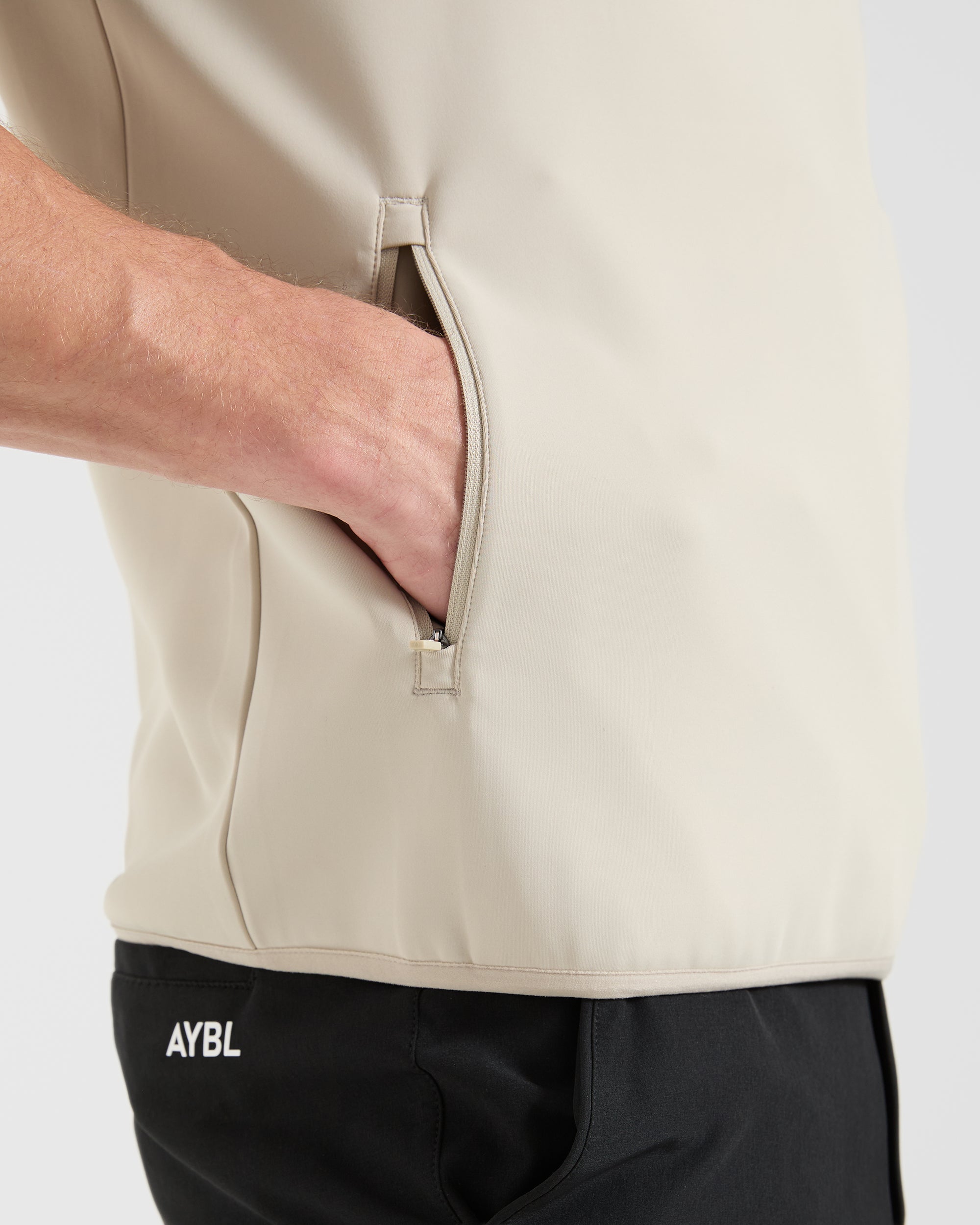 Precision 1/4 Zip Vest - Sand