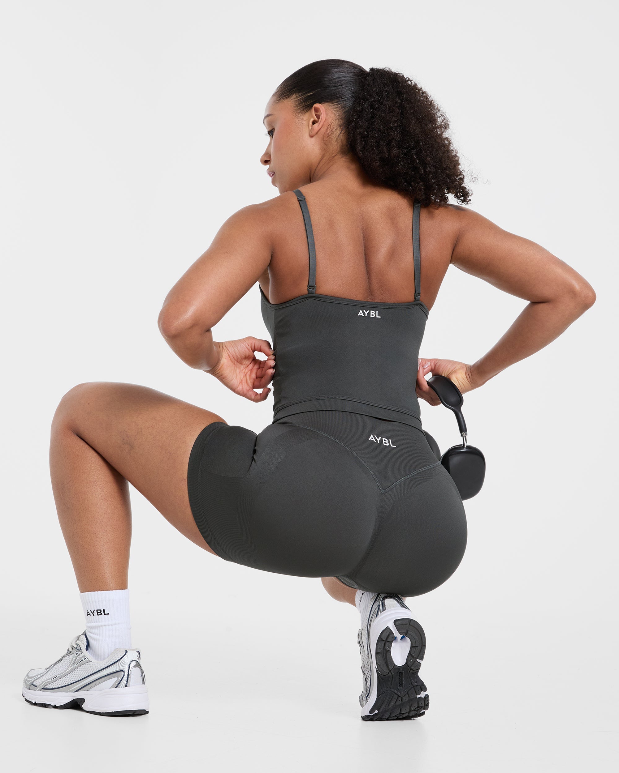 Adapt Seamless Tank Top - Dark Charcoal