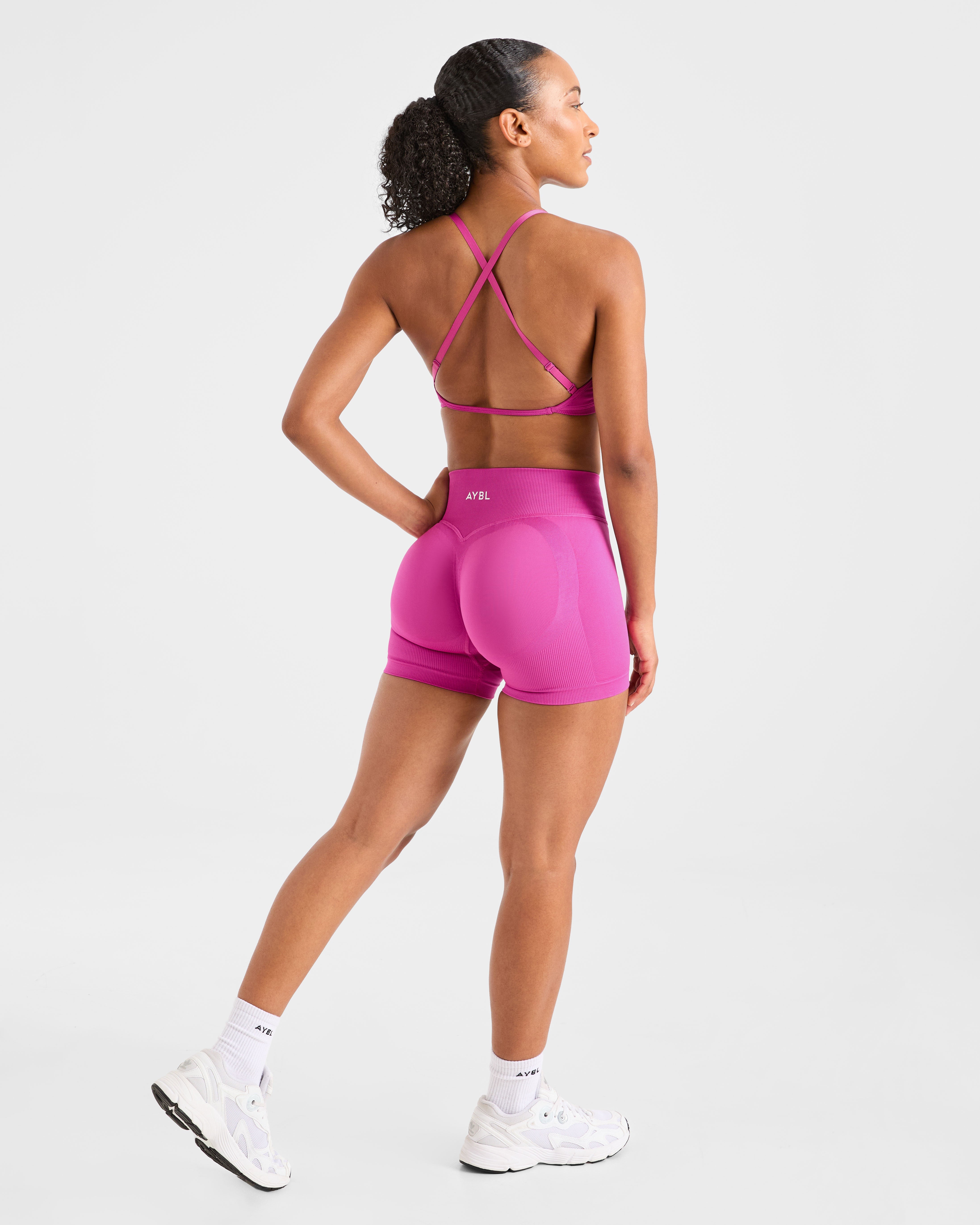 Adapt Seamless Strappy Sports Bra - Pink