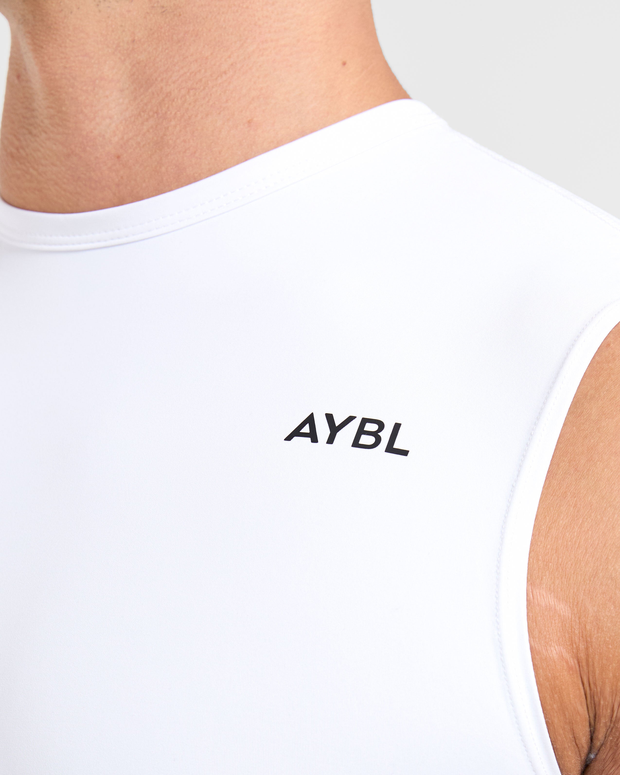 Compression Tank - White