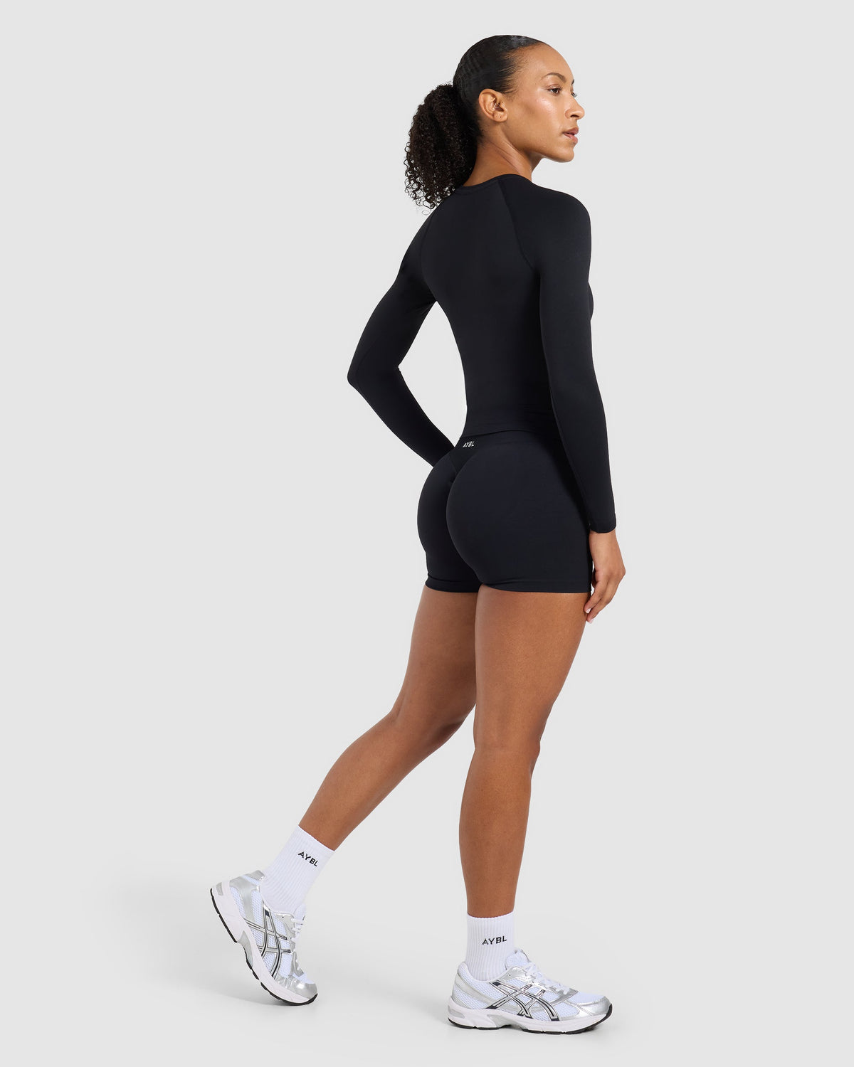 Enhance Seamless Long Sleeve Top - Black