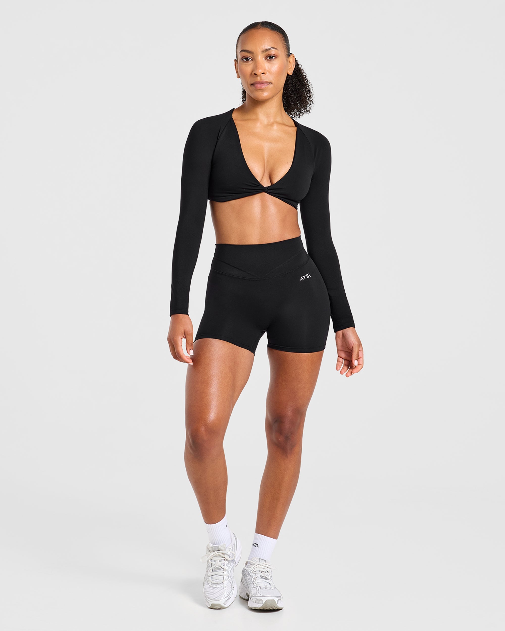 Engage Shorts - Black