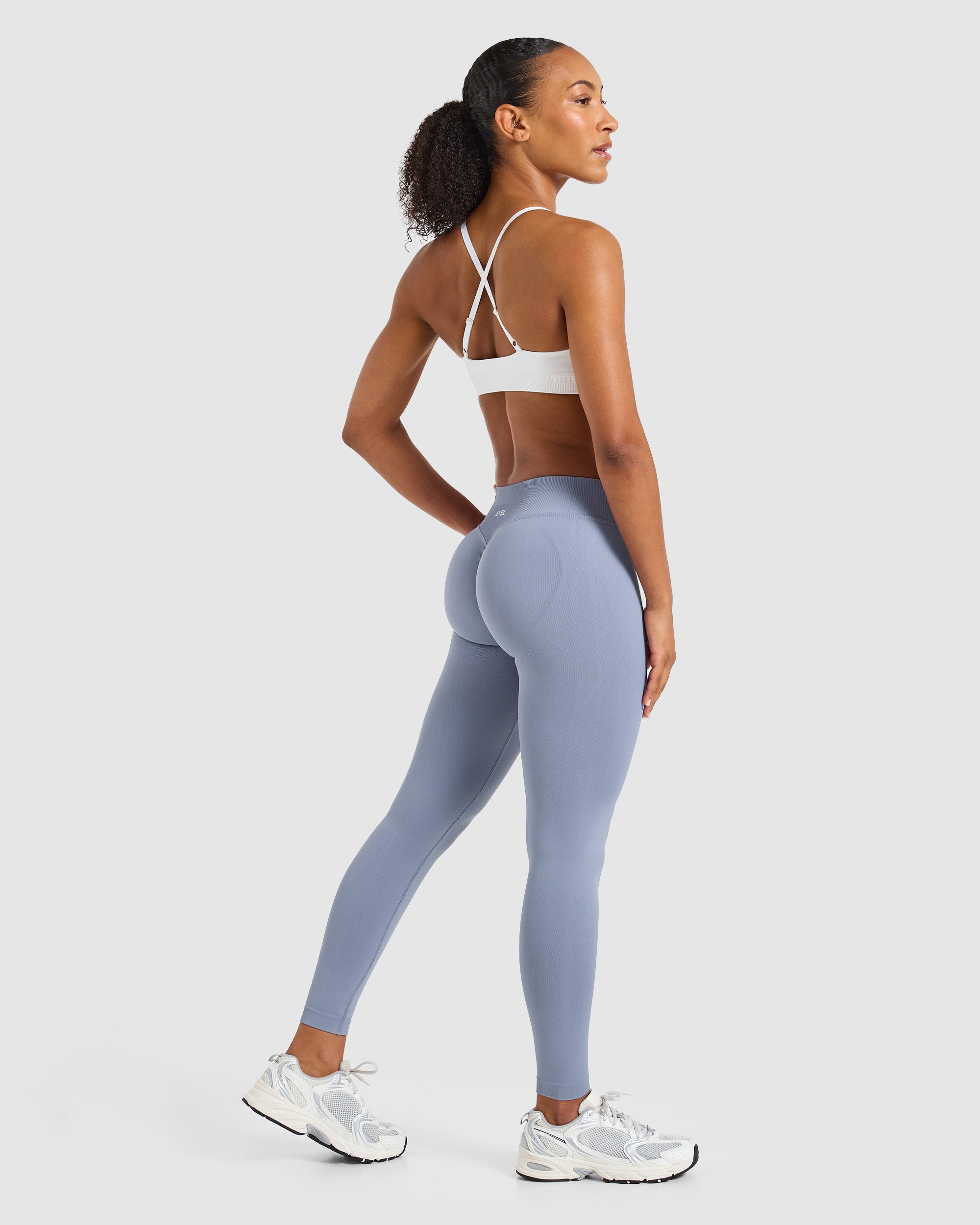 Enhance Seamless Sports Bra - White