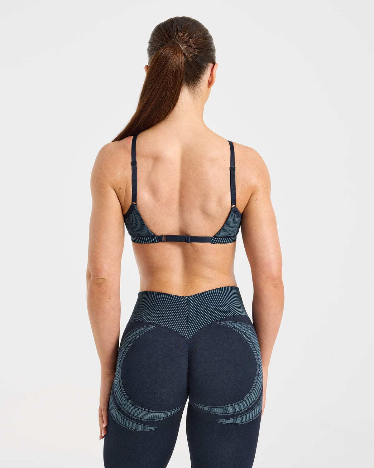 Charge Seamless Sports Bra - Navy