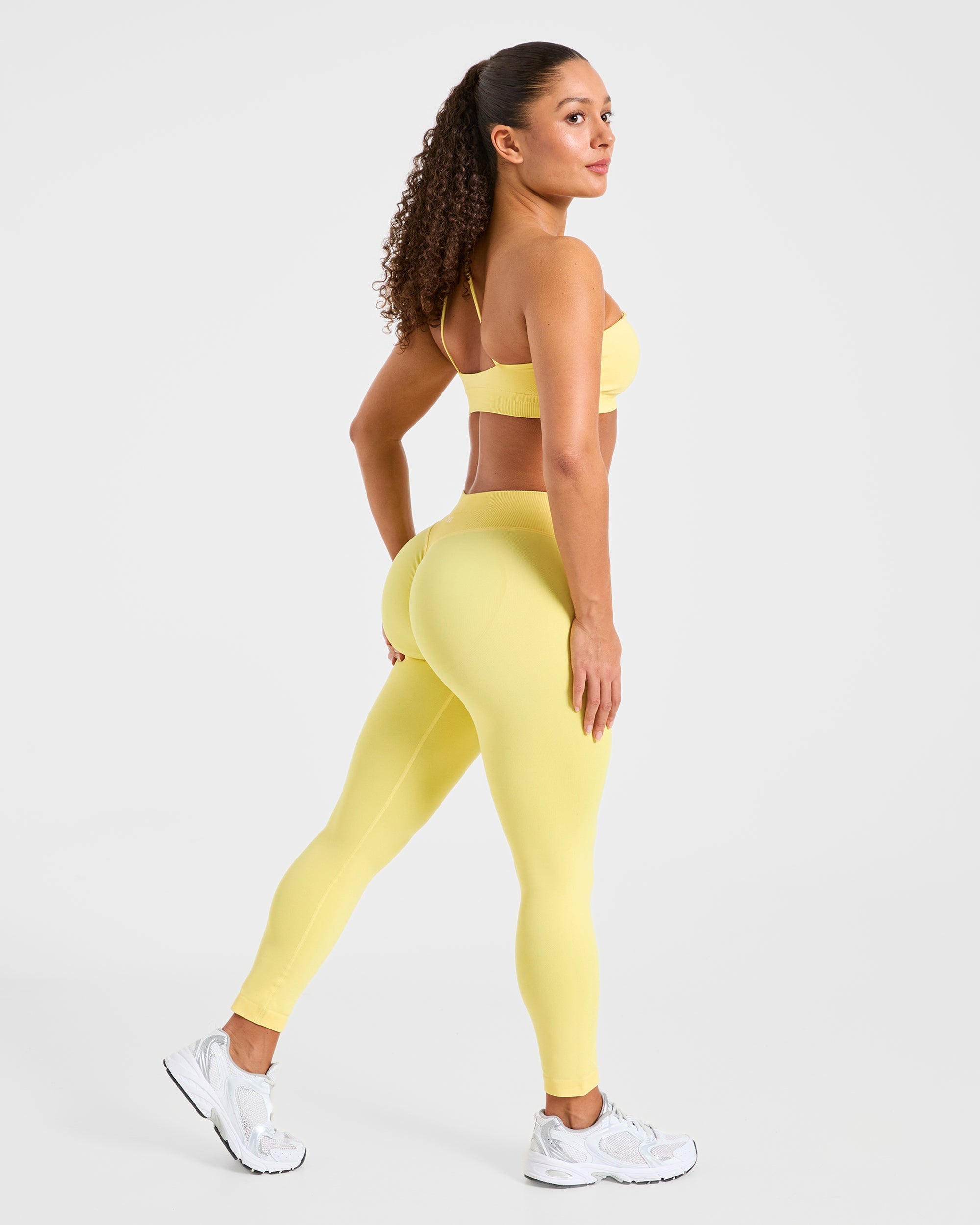 Enhance Seamless One Shoulder Sports Bra - Bright Yellow