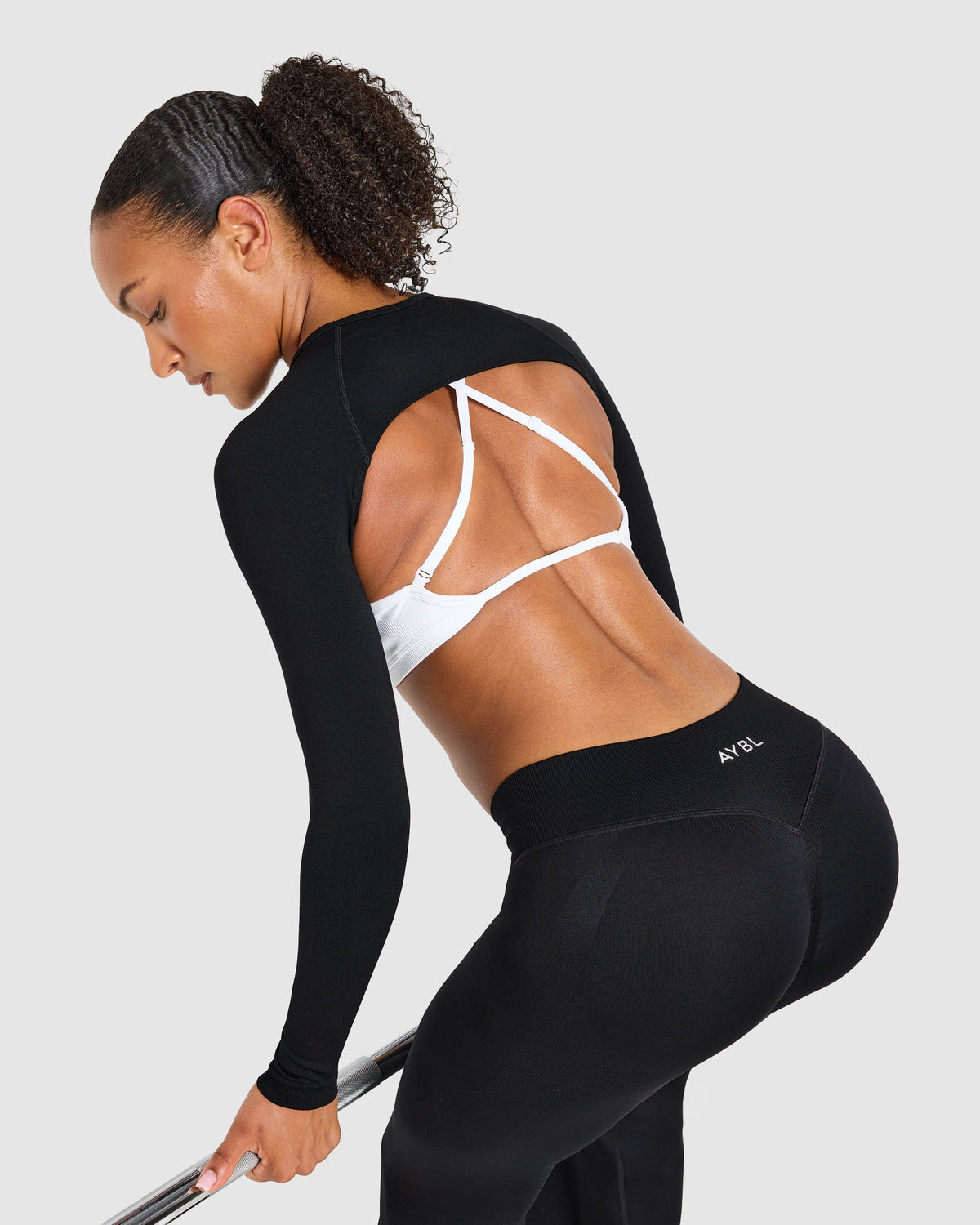 Adapt Seamless Shrug - Black