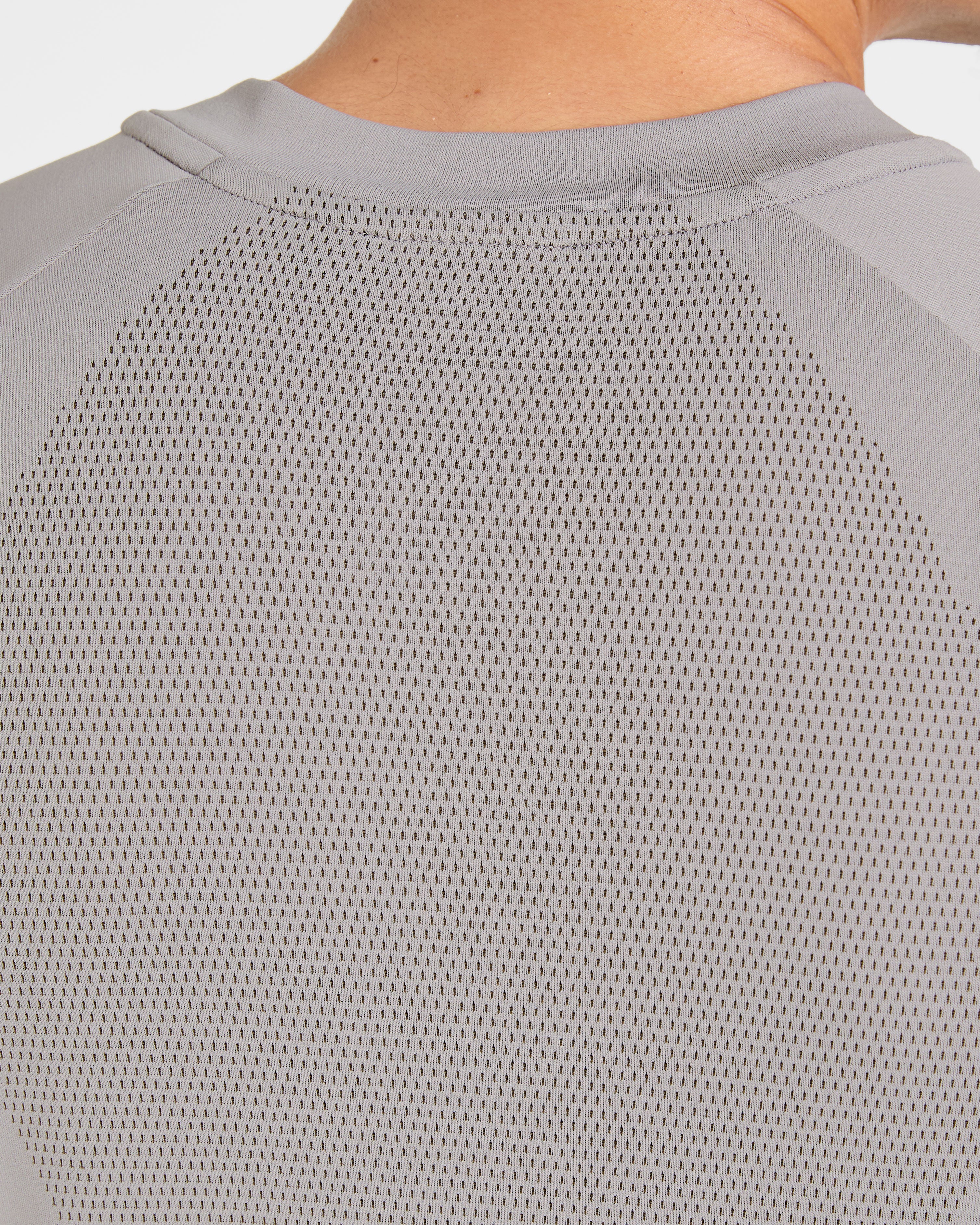 Attain Seamless Long Sleeve T Shirt - Woodland Fog