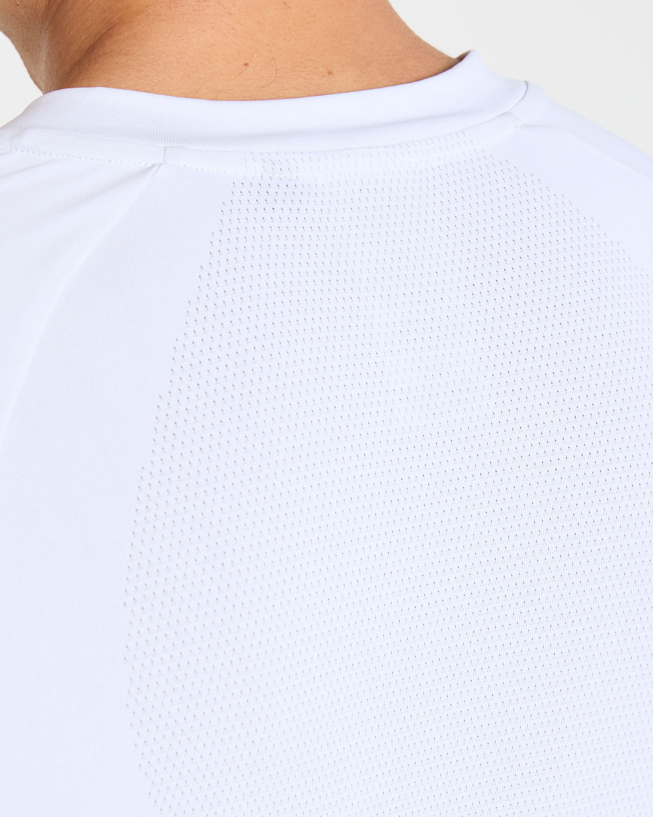 Attain Seamless Long Sleeve T Shirt - Storm White