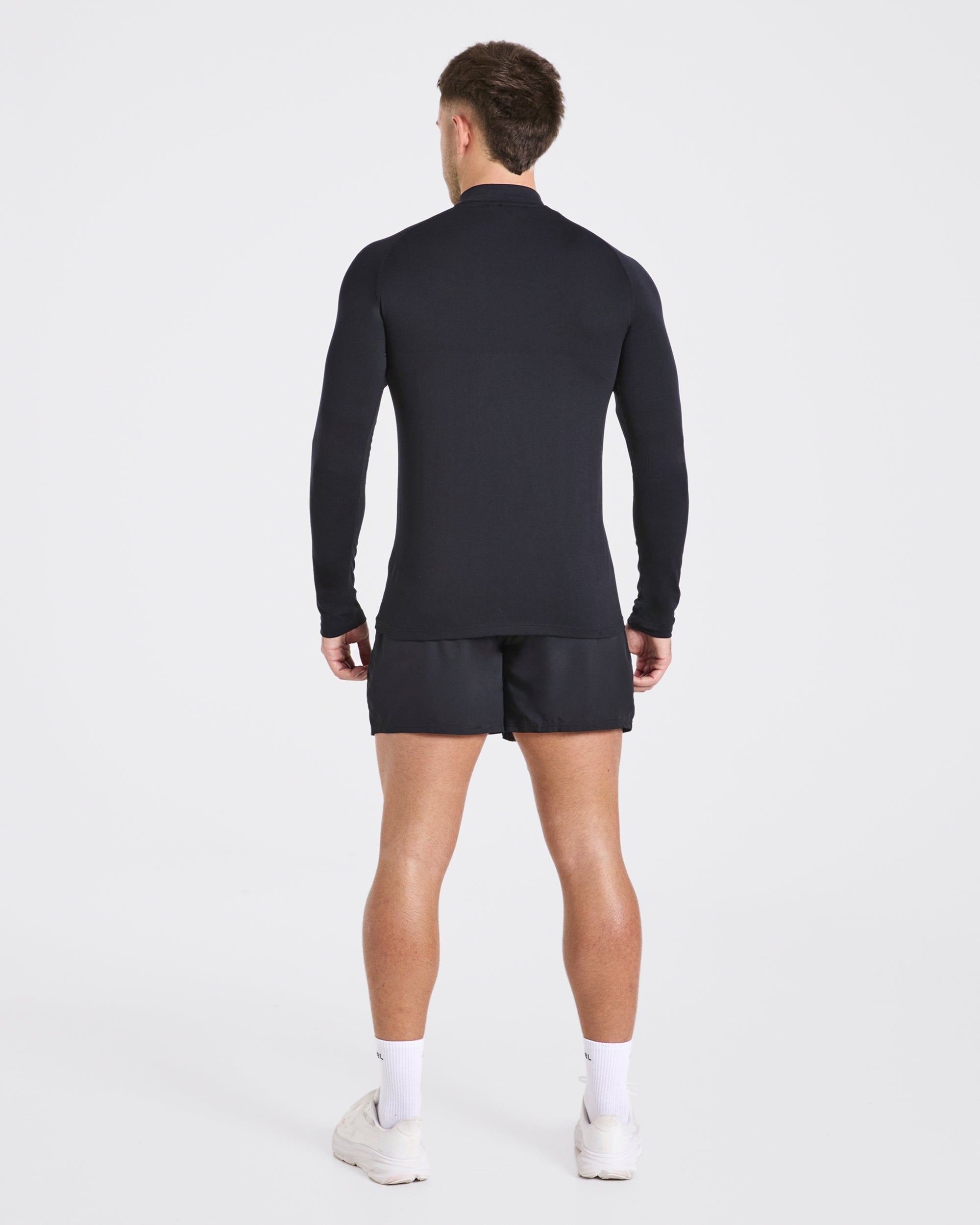 Essential Seamless 1/4 Zip Pullover - Black