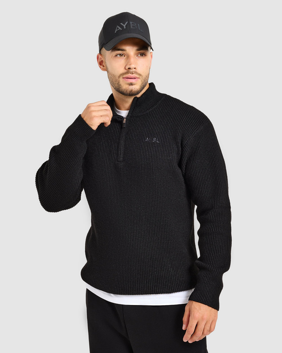 Signature Knitted 1/4 Zip Pullover - Black