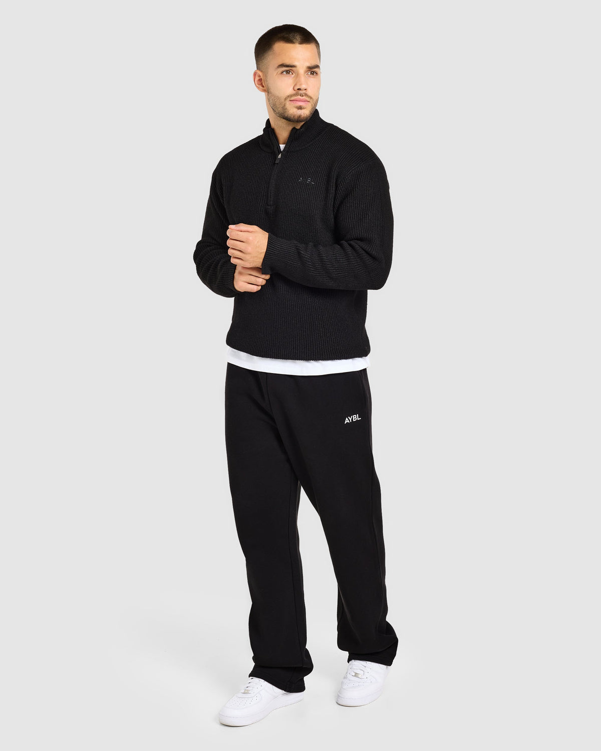 Signature Knitted 1/4 Zip Pullover - Black