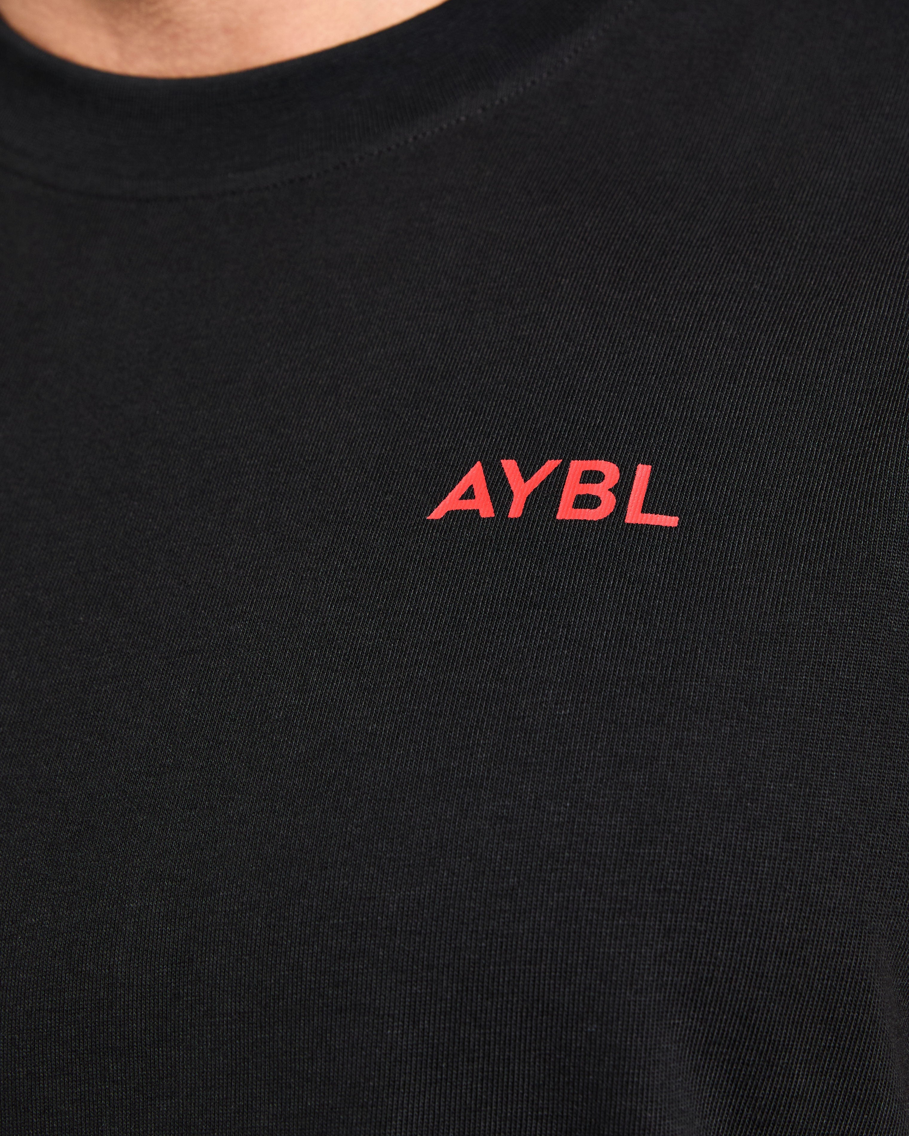 Essential Oversized Graphic Tank - Black/Red