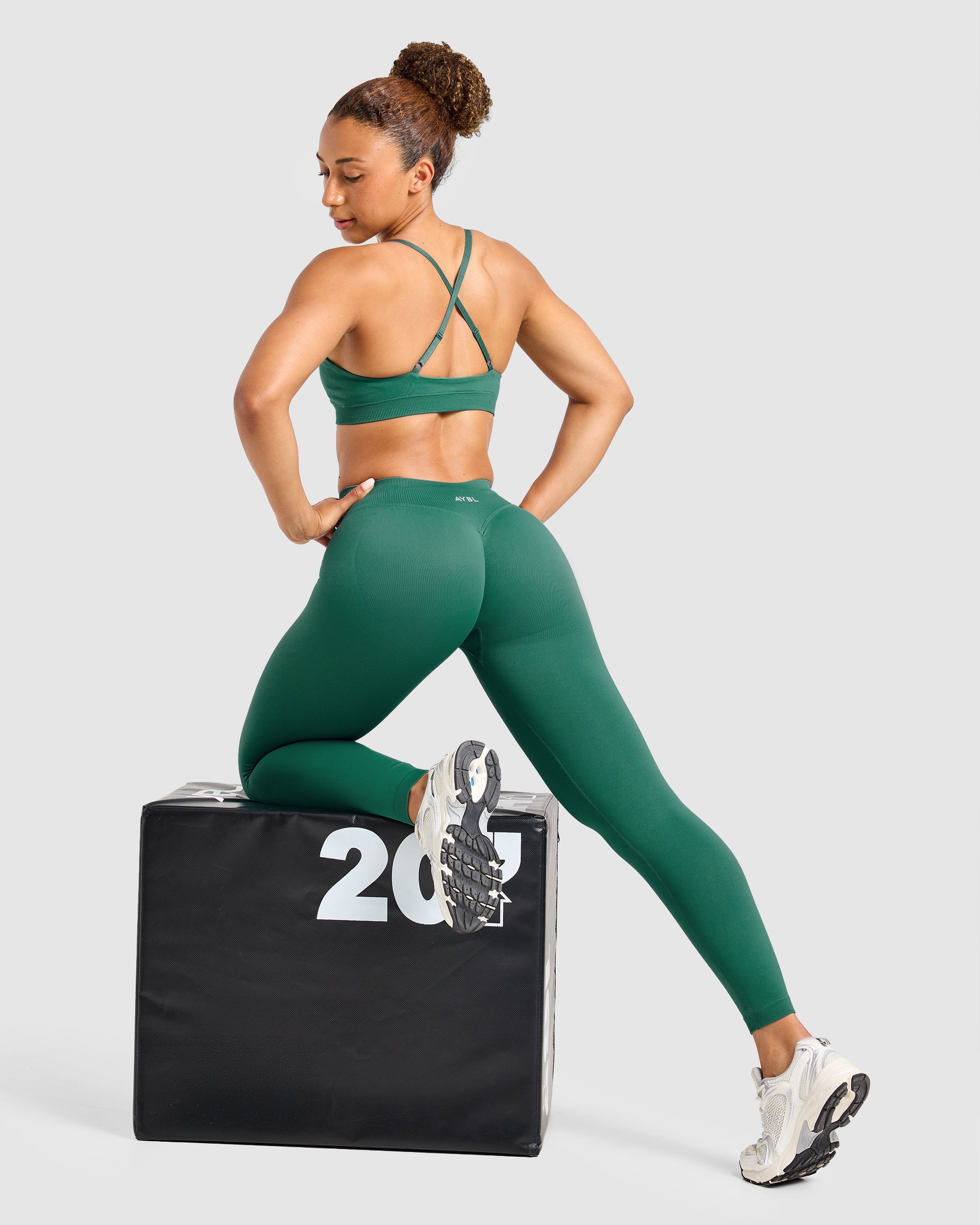 Enhance Seamless Sports Bra - Evergreen