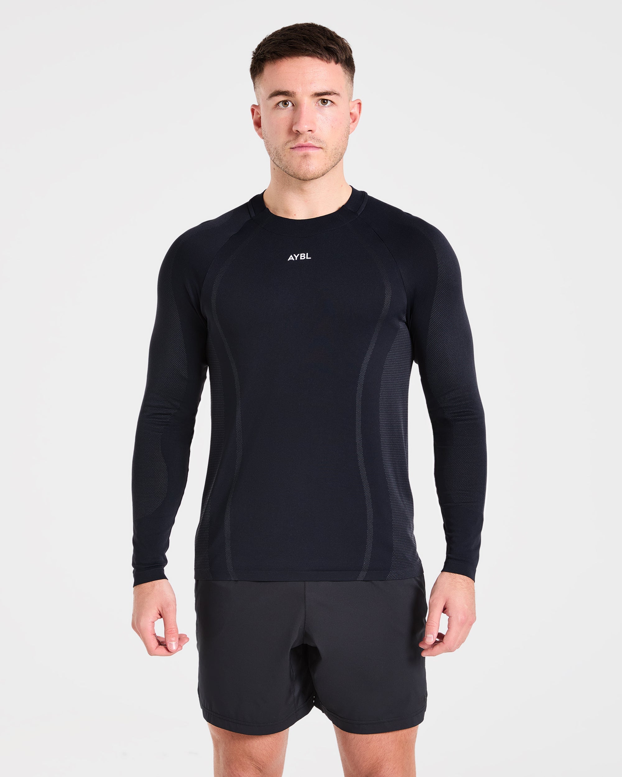 Attain Seamless Long Sleeve T Shirt - Black