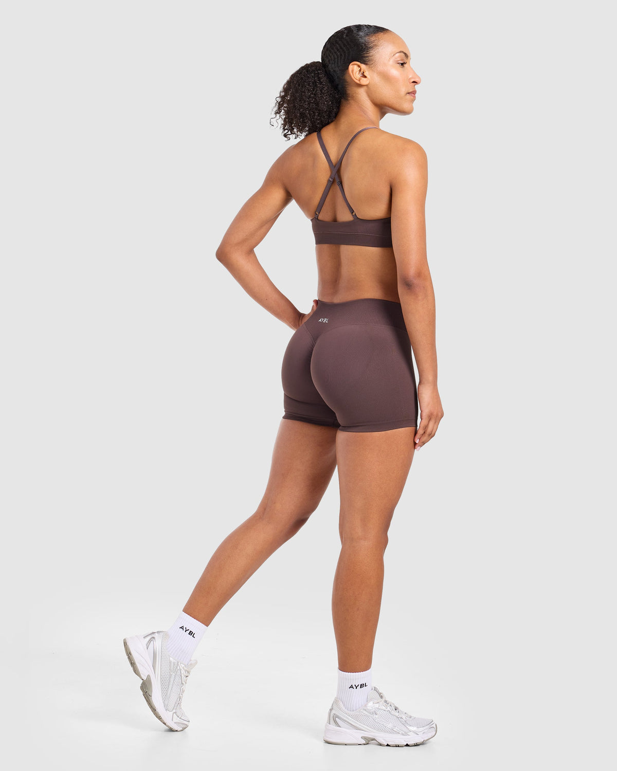 Enhance Seamless Shorts | 3.5" - Cocoa Brown