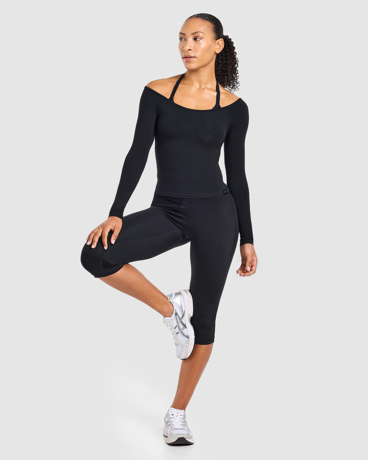 Ease Off The Shoulder Top - Black