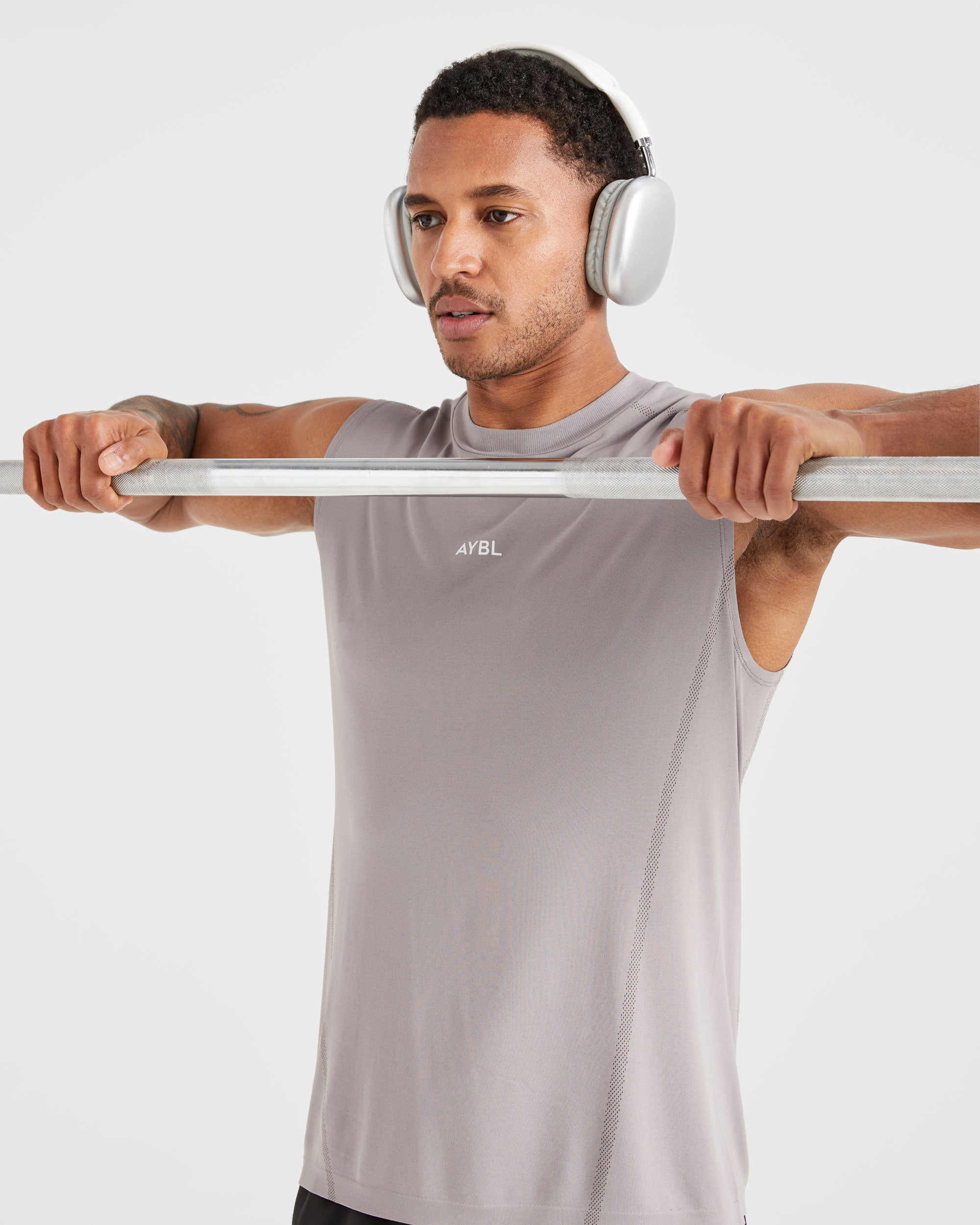 Attain Seamless Vest - Woodland Fog