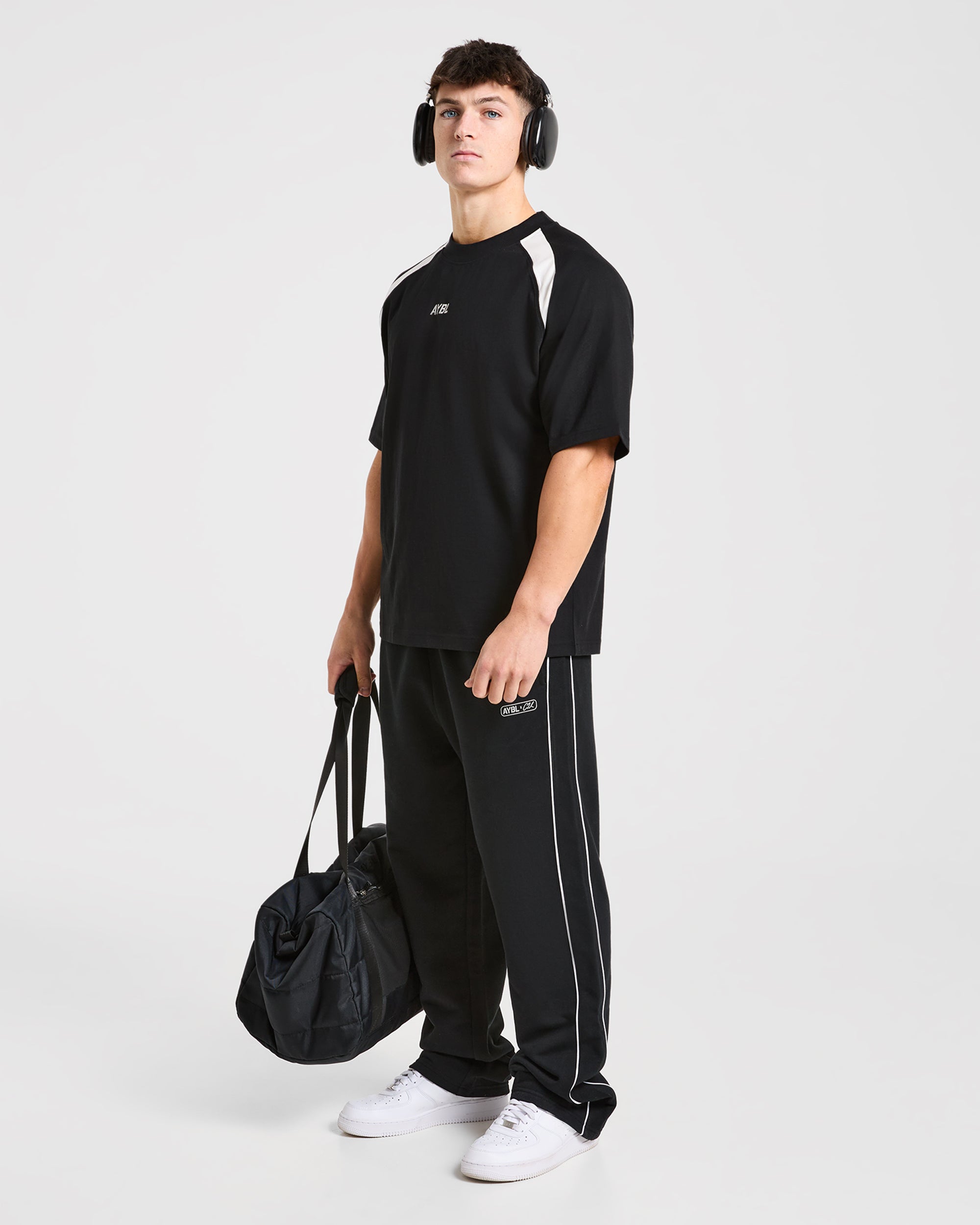 Cam Kissel x Contrast Oversized T Shirt - Black