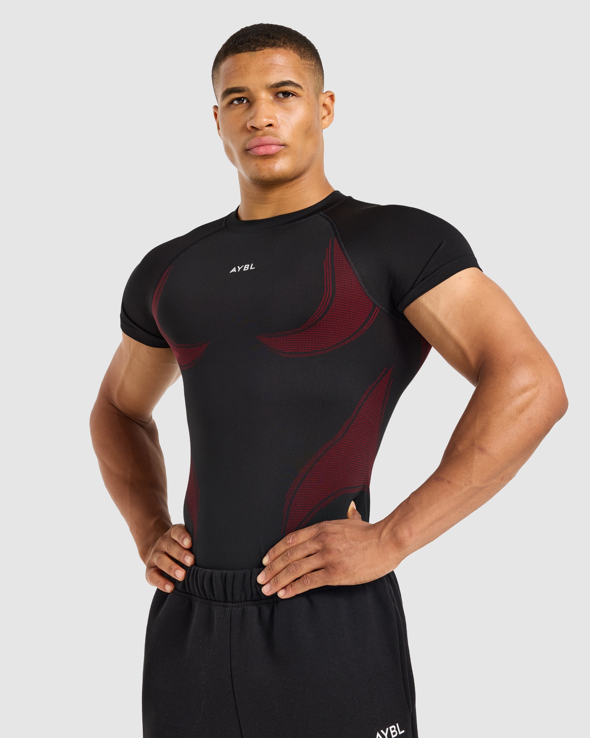 Charge Seamless T Shirt - Black/Red