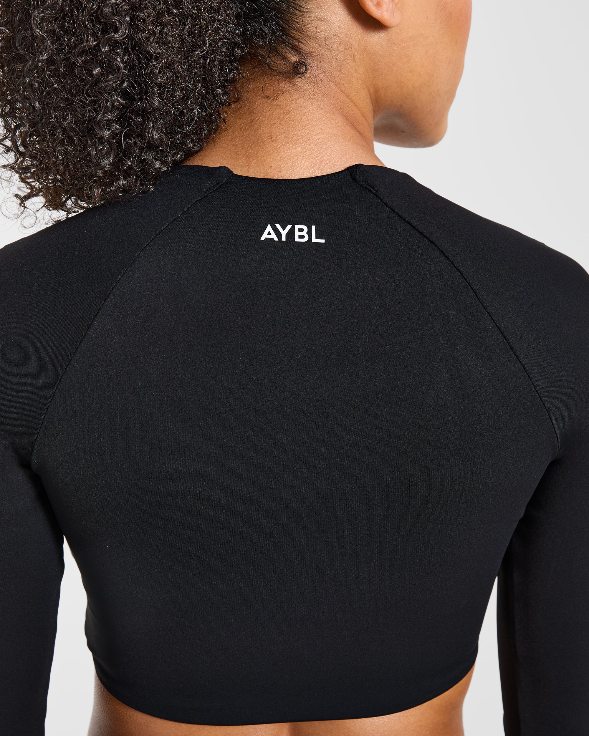 Physique Long Sleeve Crop Top - Black