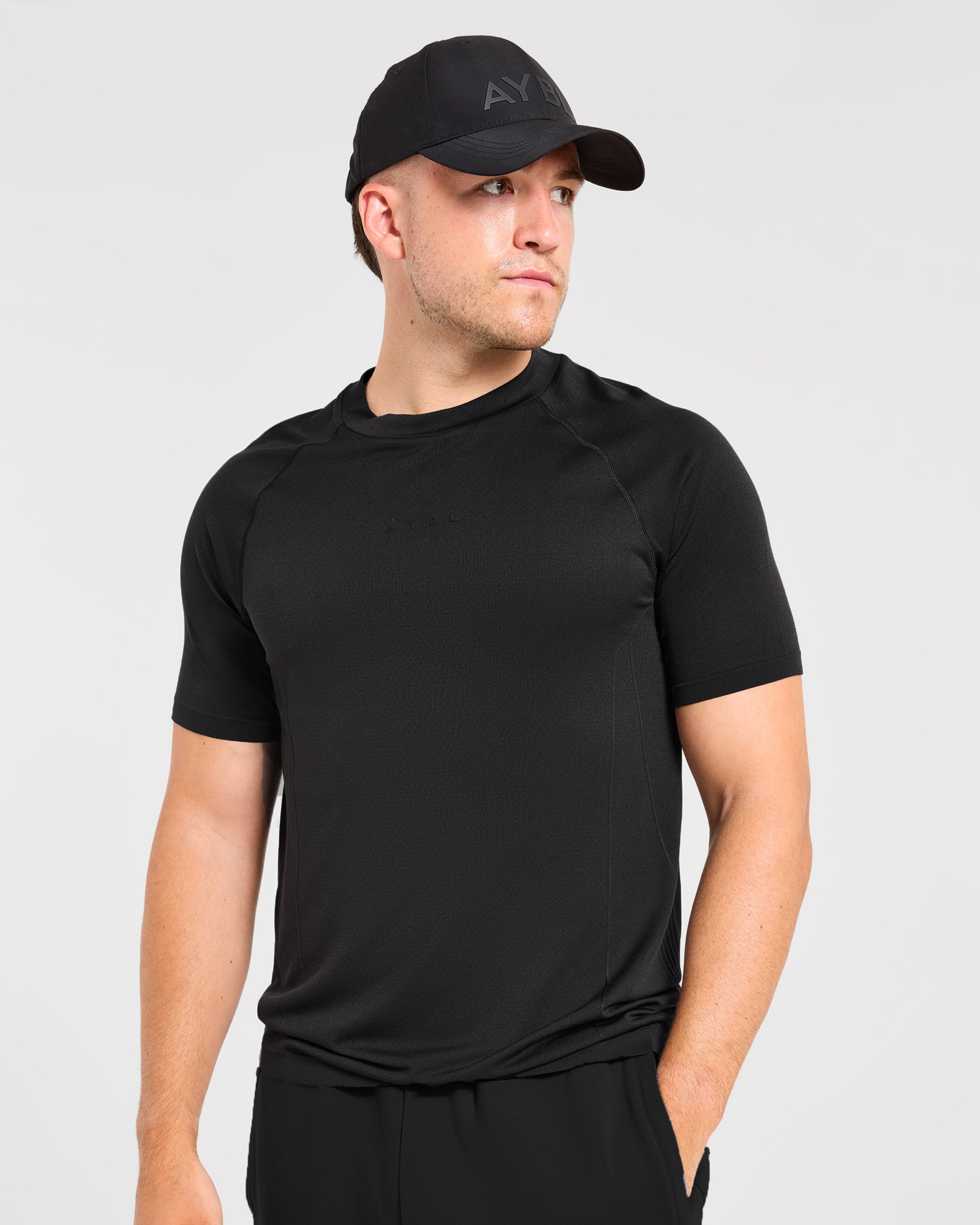 Reinforce Performance Seamless T Shirt - Black