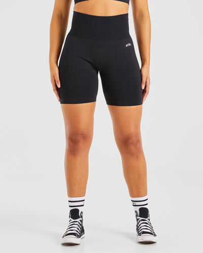 Empower Seamless Cycling Shorts - Black