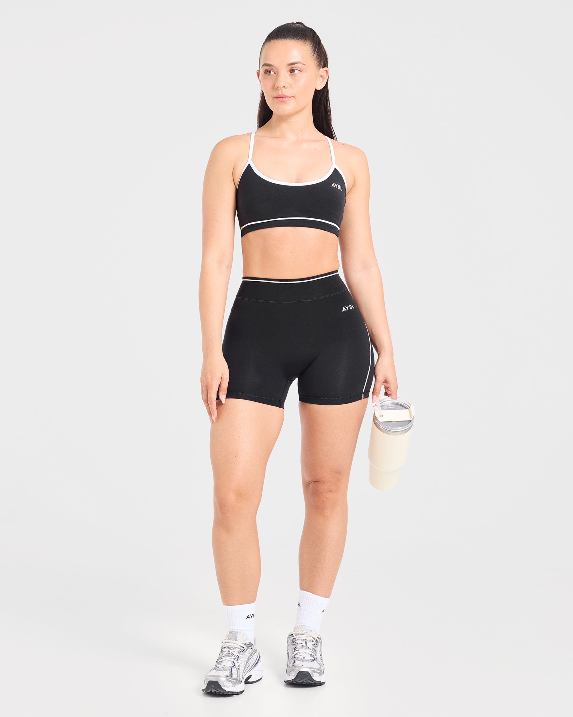 Form Shorts - Black