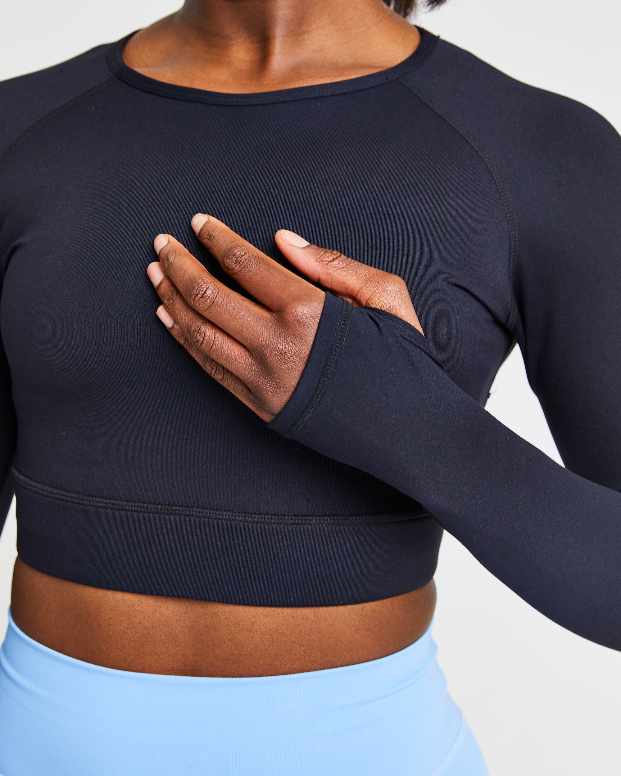 Core Long Sleeve Crop Top - Black